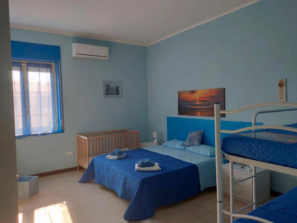 camera da letto e letti a castello casa vacanza nautilus